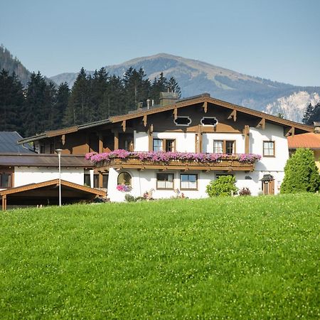 Gaestehaus Stotter Нойкирхен-ам-Гросфенедигер Экстерьер фото